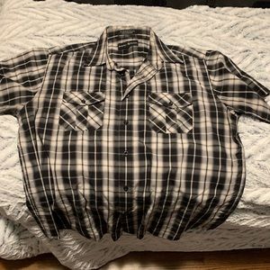 Men’s Short Sleeve Button Down
